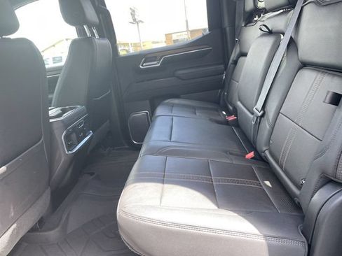 Used 2022 Chevrolet Silverado 1500 High Country w/ High Country Premium Package AWD/4WD image 22