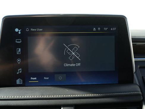 Used 2023 Chevrolet Suburban Premier RWD image 59