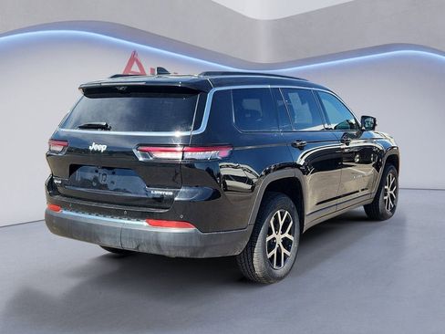 Used 2024 Jeep Grand Cherokee L Limited w/ Luxury Tech Group II image 5