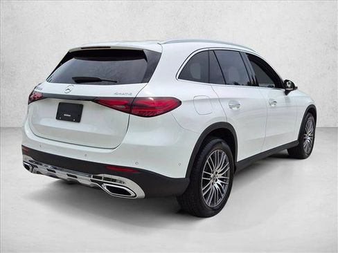 Used 2026 Mercedes-Benz GLC 300 4MATIC image 5