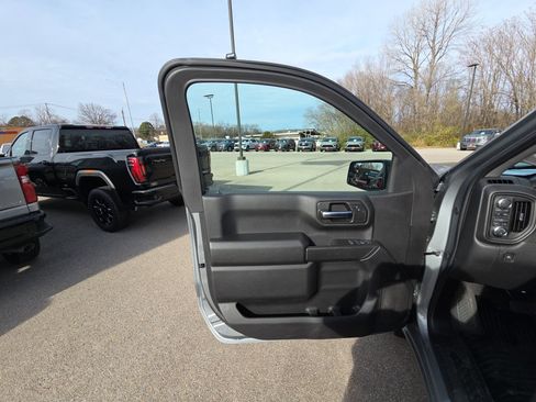 Certified 2025 GMC Sierra 1500 Pro w/ Pro Value Package image 13