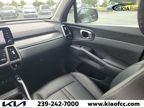 Certified 2023 Kia Sorento S FWD image 16