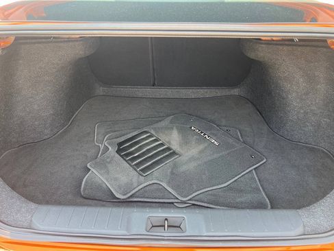 Used 2022 Nissan Sentra SR FWD image 12