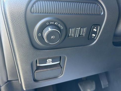 Used 2024 Jeep Wagoneer Series II image 19