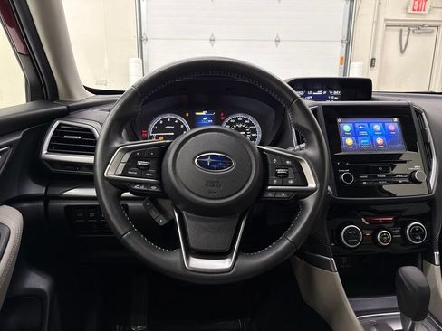 Used 2022 Subaru Forester Premium AWD/4WD image 17