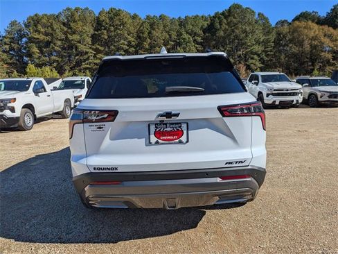New 2026 Chevrolet Equinox ACTIV w/ Safety and Technology Package image 3