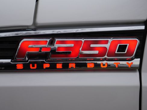 Used 2015 Ford F350 Lariat w/ Lariat Ultimate Package image 15