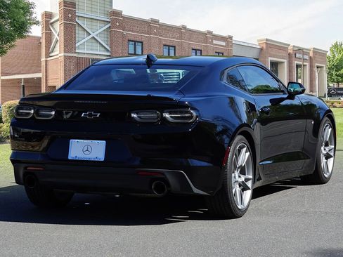 Used 2019 Chevrolet Camaro LT w/ RS Package image 6