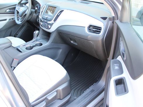 Used 2019 Chevrolet Equinox LT AWD/4WD image 44