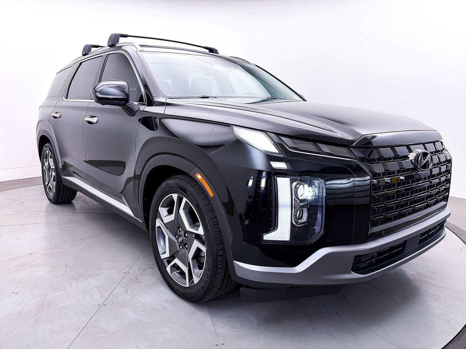 Used 2023 Hyundai Palisade SEL w/ Premium Package FWD image 13