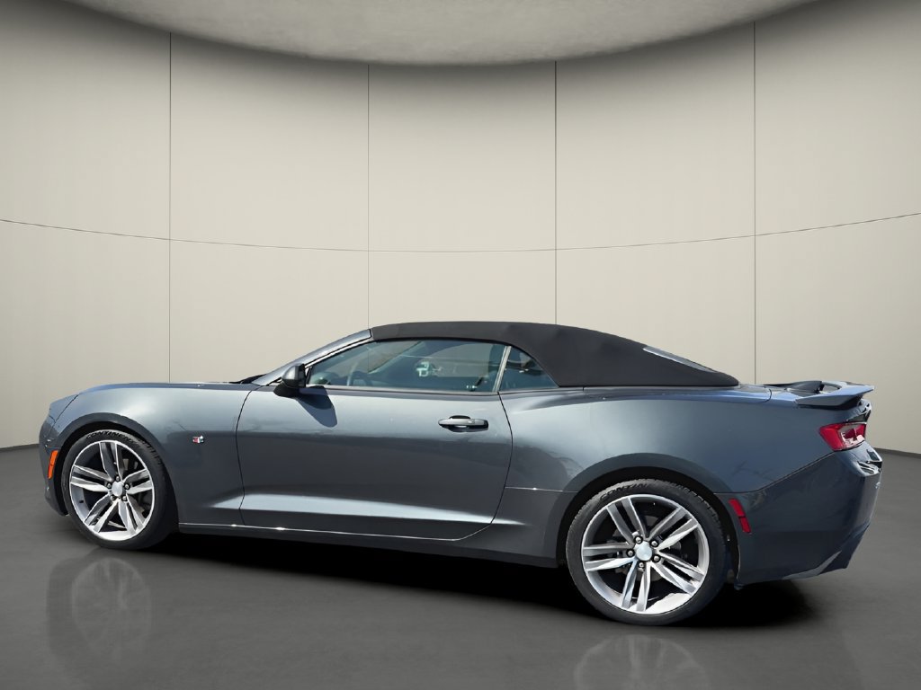 Used 2018 Chevrolet Camaro LT RWD image 6