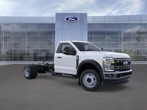 New 2026 Ford F450 XL w/ XL Chrome Package image 7