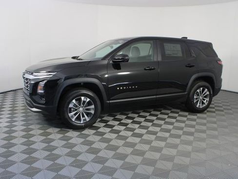 New 2026 Chevrolet Equinox LT w/ Convenience Package II FWD image 2