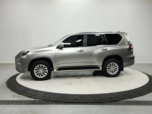 Used 2023 Lexus GX 460 Premium w/ Premium Package AWD/4WD image 5