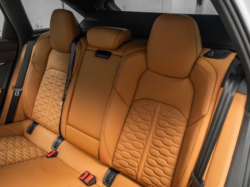 Used 2025 Audi RS 6 performance image 16