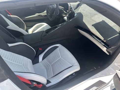 Used 2023 Chevrolet Corvette Stingray Premium Conv w/ Z51 Performance Package RWD image 10