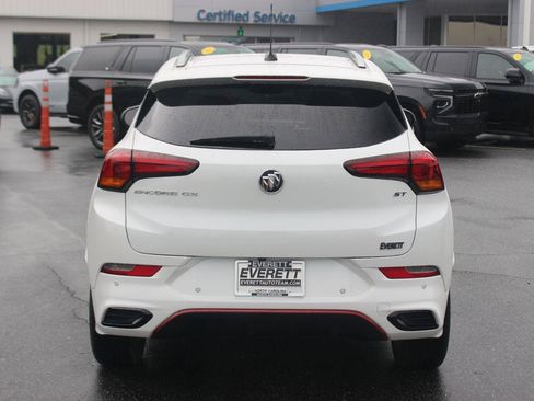 Used 2022 Buick Encore GX Essence w/ Advanced Technology Package FWD image 6