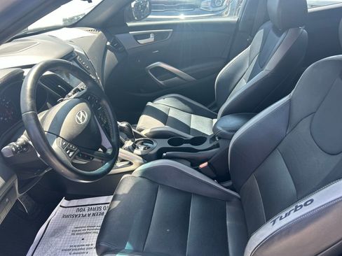 Used 2016 Hyundai Veloster Turbo image 20