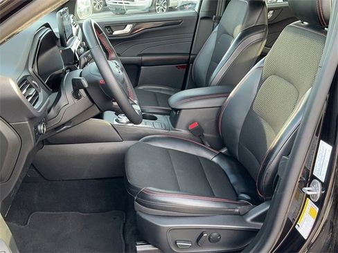 Used 2025 Ford Escape ST-Line Select image 14