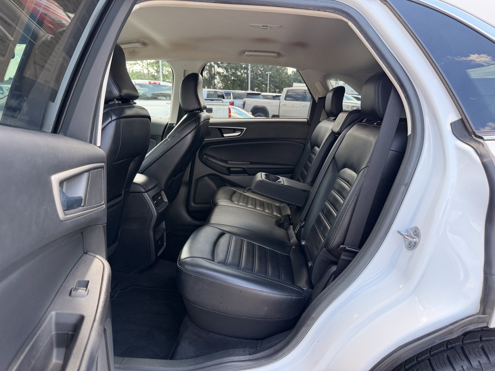 Used 2023 Ford Edge SEL AWD/4WD image 30