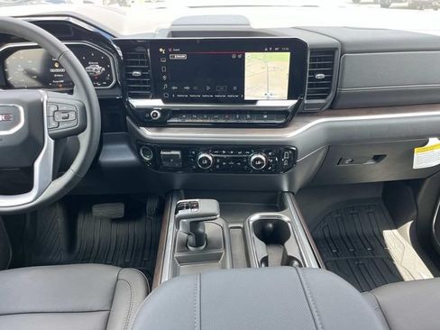 New 2026 GMC Sierra 1500 SLT w/ SLT Premium Plus Package AWD/4WD image 18