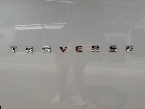 Certified 2023 Chevrolet Traverse LT AWD/4WD image 10