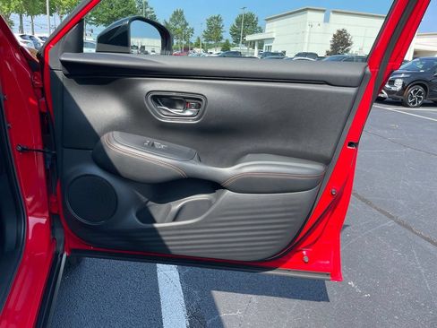 Certified 2025 Honda HR-V Sport image 29
