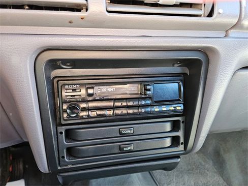 Used 1995 Ford Taurus GL image 22