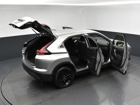 Used 2023 Mitsubishi Eclipse Cross LE AWD/4WD image 25