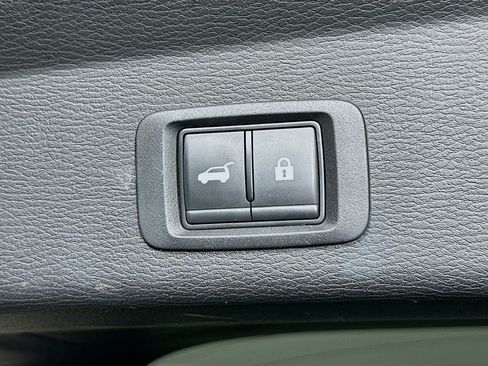Used 2024 Mitsubishi Outlander SE FWD image 28