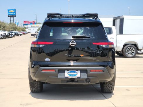 Used 2025 Nissan Pathfinder Rock Creek AWD/4WD image 6