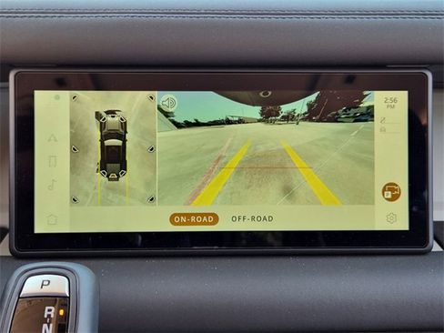 New 2024 Land Rover Defender 110 S image 17