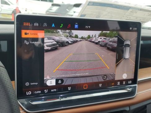 New 2026 Volkswagen Tiguan SEL R-Line AWD/4WD image 23