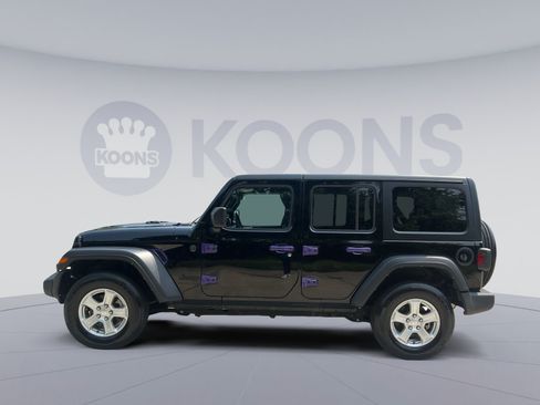 Used 2023 Jeep Wrangler Unlimited Sport AWD/4WD image 2