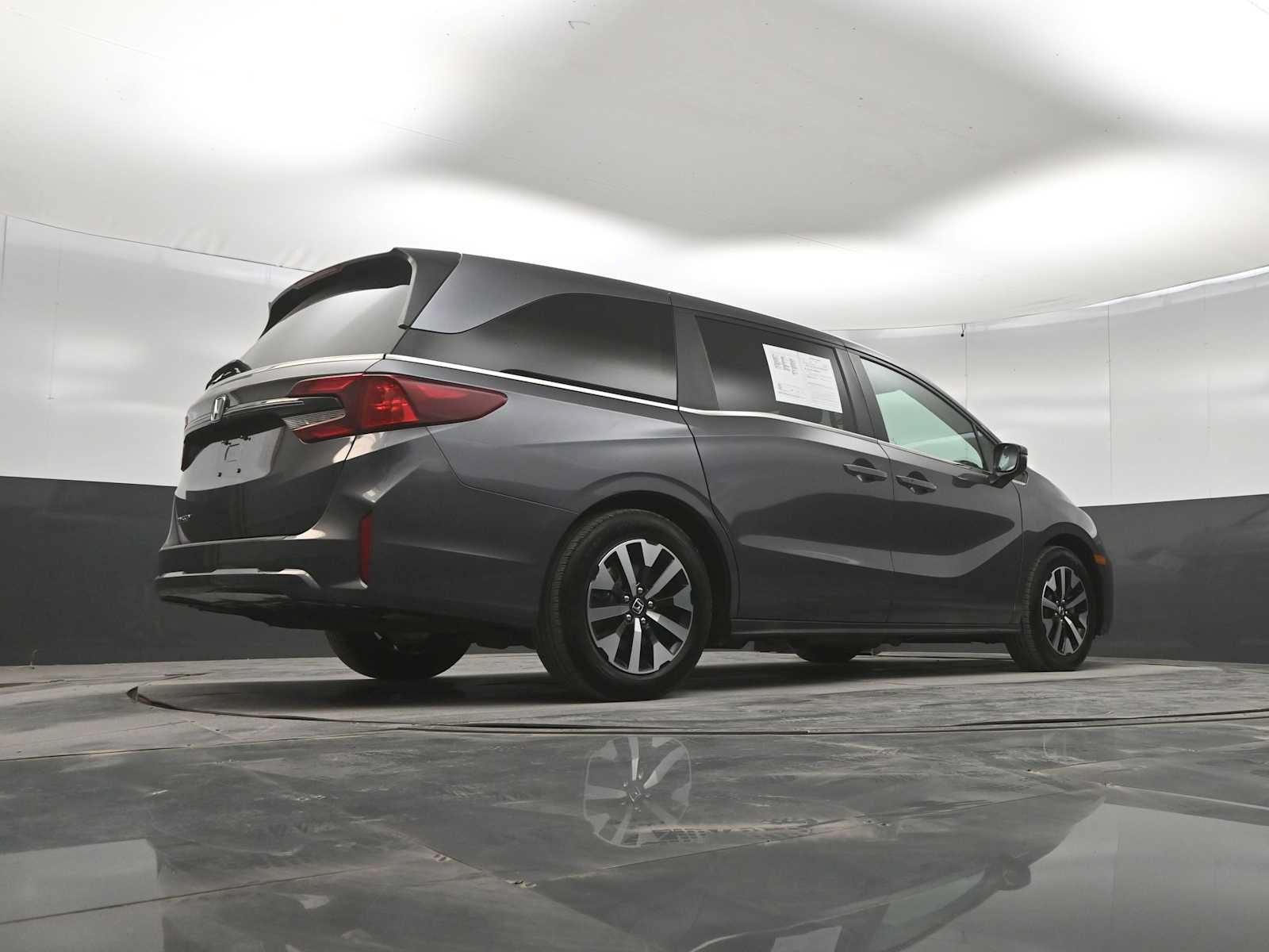 Used 2025 Honda Odyssey EX-L image 39