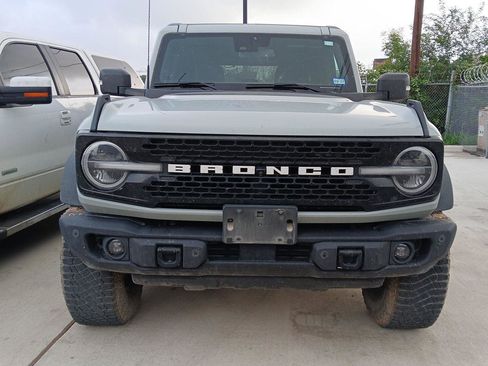 Used 2023 Ford Bronco Wildtrak AWD/4WD image 4
