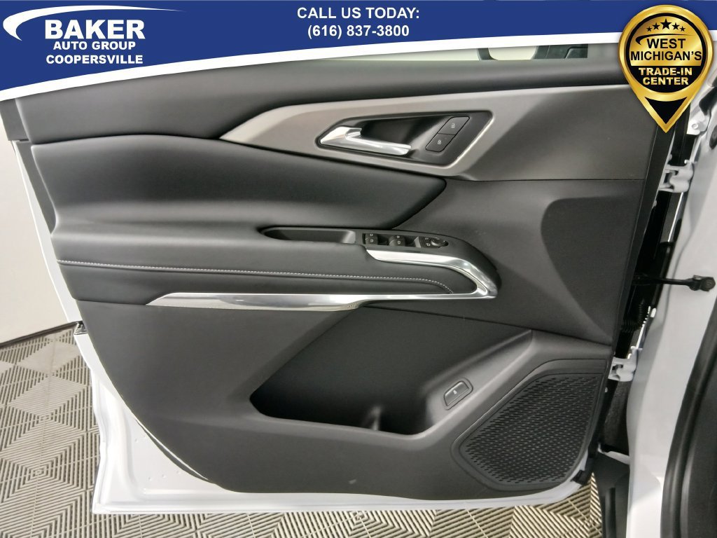 New 2027 Chevrolet Traverse LT w/ Driver Confidence Package AWD/4WD image 17