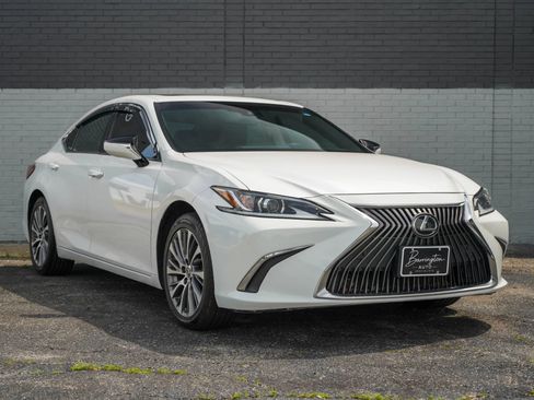 Used 2020 Lexus ES 350 w/ Premium Package FWD image 3