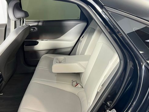 Used 2023 Hyundai Ioniq 6 SEL image 26