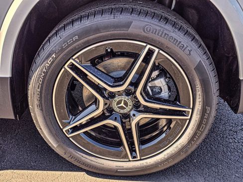 New 2025 Mercedes-Benz GLA 250 4MATIC image 10