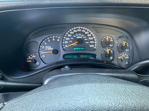 Used 2004 Chevrolet Silverado 2500 W/T image 15