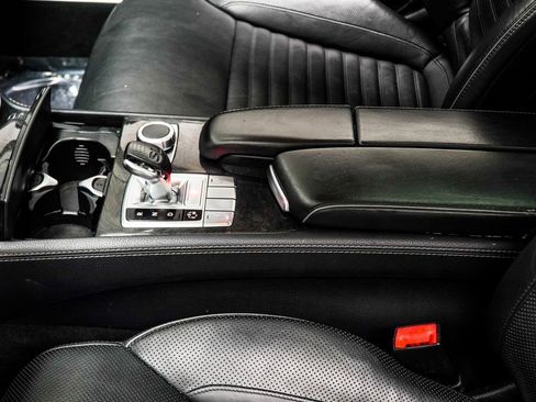 Used 2014 Mercedes-Benz SL 550 image 17