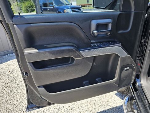 Used 2018 Chevrolet Silverado 1500 LT w/ Texas Edition AWD/4WD image 16