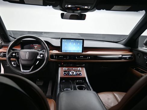 Used 2023 Lincoln Aviator Reserve w/ Equipment Group 201A image 15