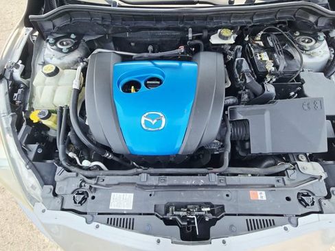 Used 2013 MAZDA MAZDA3 i Touring FWD image 14