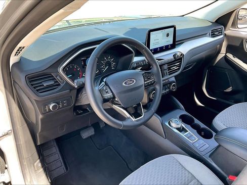 Used 2021 Ford Escape SE w/ Convenience Package FWD image 17