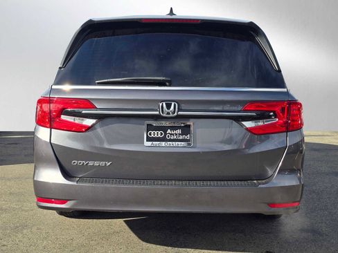 Used 2023 Honda Odyssey EX-L image 4