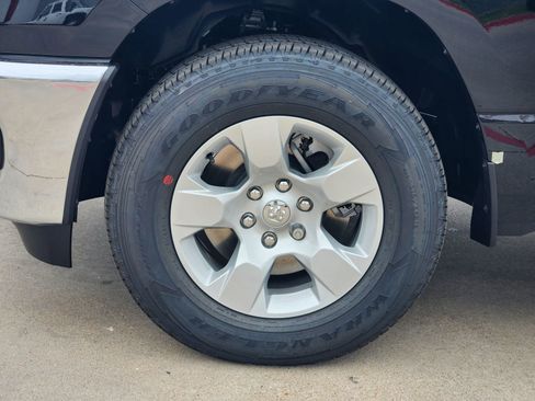 New 2026 RAM 1500 2WD Crew Cab image 11