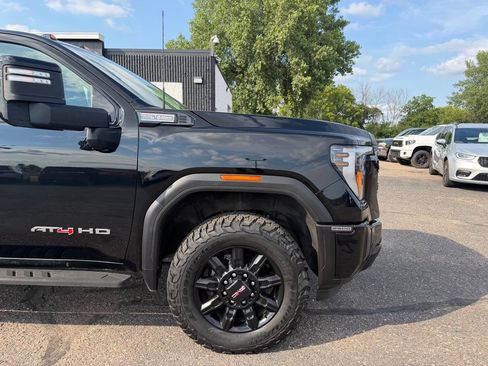 Used 2024 GMC Sierra 2500 AT4 w/ AT4 Premium Plus Package AWD/4WD image 2