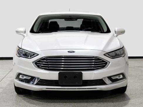 Used 2017 Ford Fusion Titanium FWD image 3